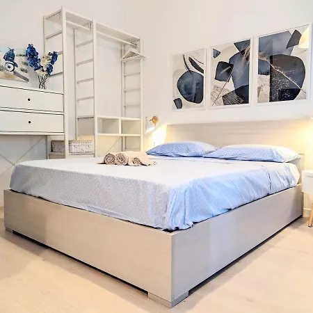 Large New Stylish Studio Apt - Metro Fast Wifi A/c * Milano